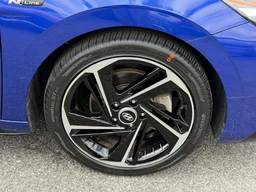 Certified 2023 Hyundai Elantra N Line FWD image 8