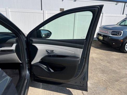 New 2026 Hyundai Tucson Limited FWD image 44