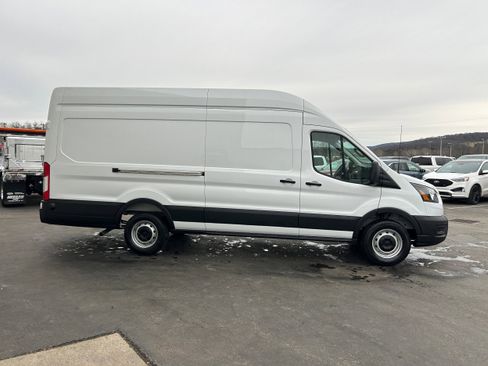 New 2026 Ford Transit 250 148 High Roof Extended w/ Load Area Protection Package image 9