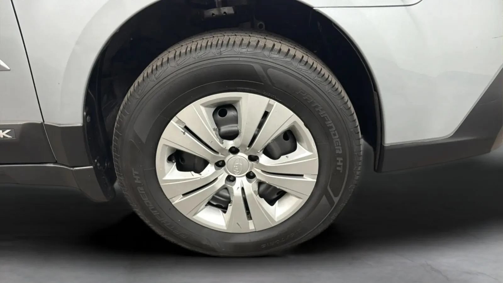 Used 2013 Subaru Outback 2.5i AWD/4WD image 24