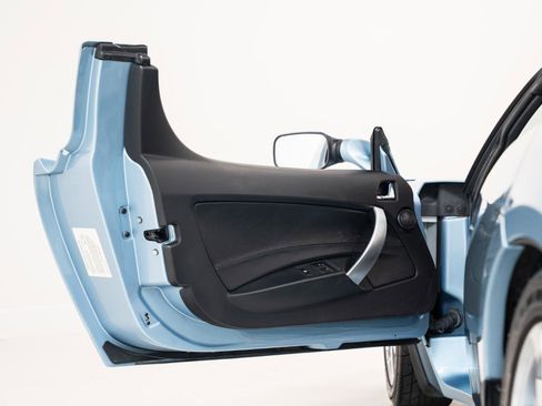 Used 2008 Tesla Roadster RWD image 41