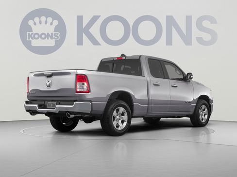 Used 2022 RAM 1500 Big Horn AWD/4WD image 4