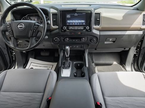 Used 2022 Nissan Frontier SV w/ Technology Package AWD/4WD image 23