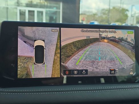 New 2026 INFINITI QX60 Luxe w/ Family Package image 21