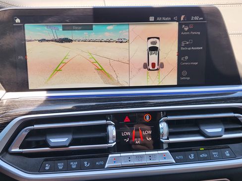 Used 2022 BMW X7 xDrive40i w/ M Sport Package AWD/4WD image 19