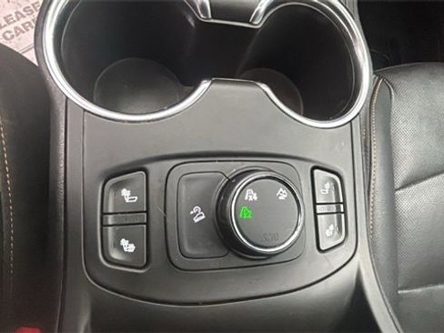 Used 2018 GMC Terrain SLT w/ Preferred Package image 20