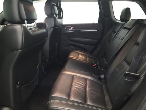Used 2016 Jeep Grand Cherokee Limited w/ Trailer Tow Group IV AWD/4WD image 18