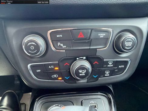 Used 2019 Jeep Compass Limited w/ Safety & Security Group AWD/4WD image 22