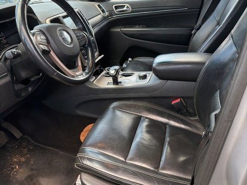 Used 2015 Jeep Grand Cherokee Limited w/ Trailer Tow Group IV image 6