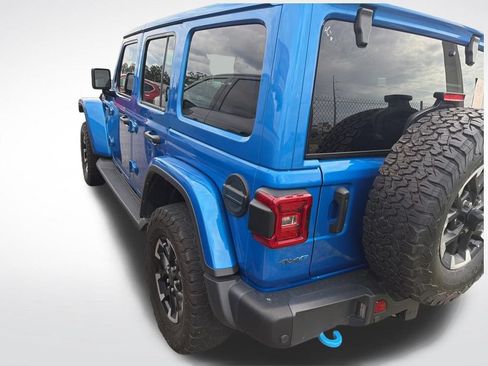 Used 2024 Jeep Wrangler Unlimited Rubicon 4xe AWD/4WD image 5