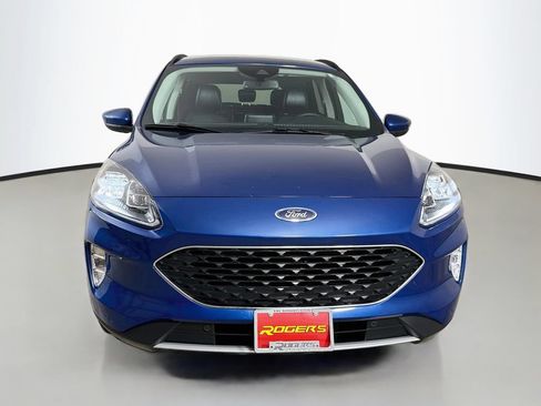 Used 2022 Ford Escape Titanium AWD/4WD image 2