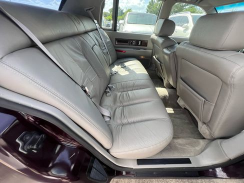 Used 1996 Cadillac Fleetwood Brougham image 53