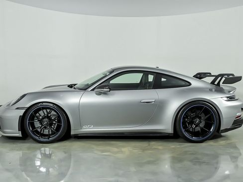 Used 2022 Porsche 911 GT3 RWD image 6