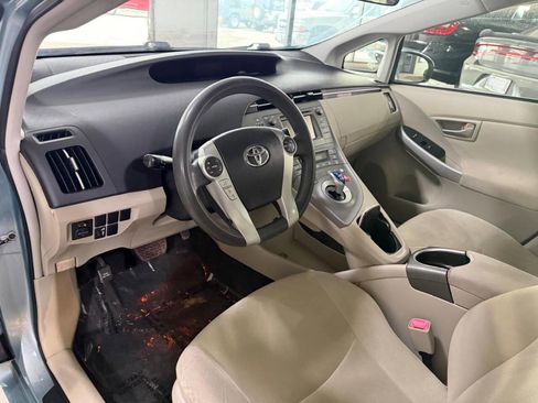 Used 2013 Toyota Prius Three image 13