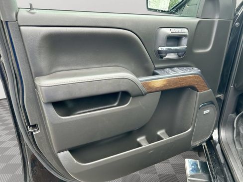 Used 2018 GMC Sierra 1500 Denali AWD/4WD image 23