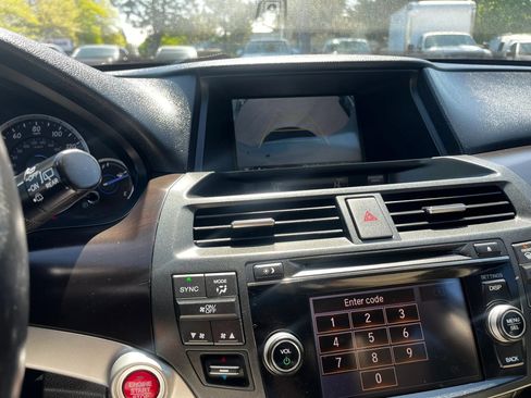 Used 2013 Honda Crosstour EX-L image 19