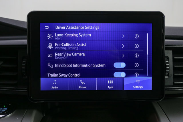 Used 2020 Ford Explorer XLT w/ Comfort Package AWD/4WD image 24