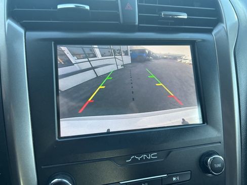 Used 2020 Ford Fusion SEL image 32