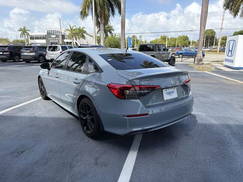 Used 2022 Honda Civic Sport image 6