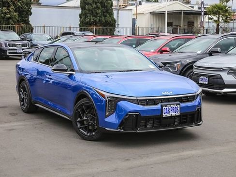 New 2025 Kia K4 GT-Line Turbo image 2