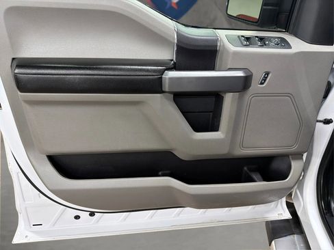 Used 2019 Ford F150 XLT w/ Equipment Group 301A Mid AWD/4WD image 31
