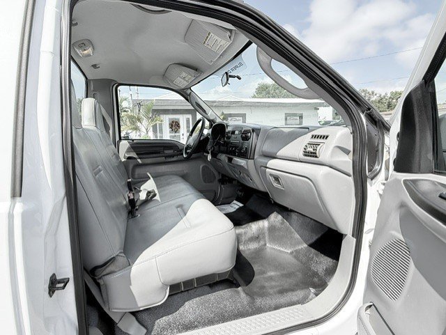 Used 2006 Ford F250 XL RWD image 16