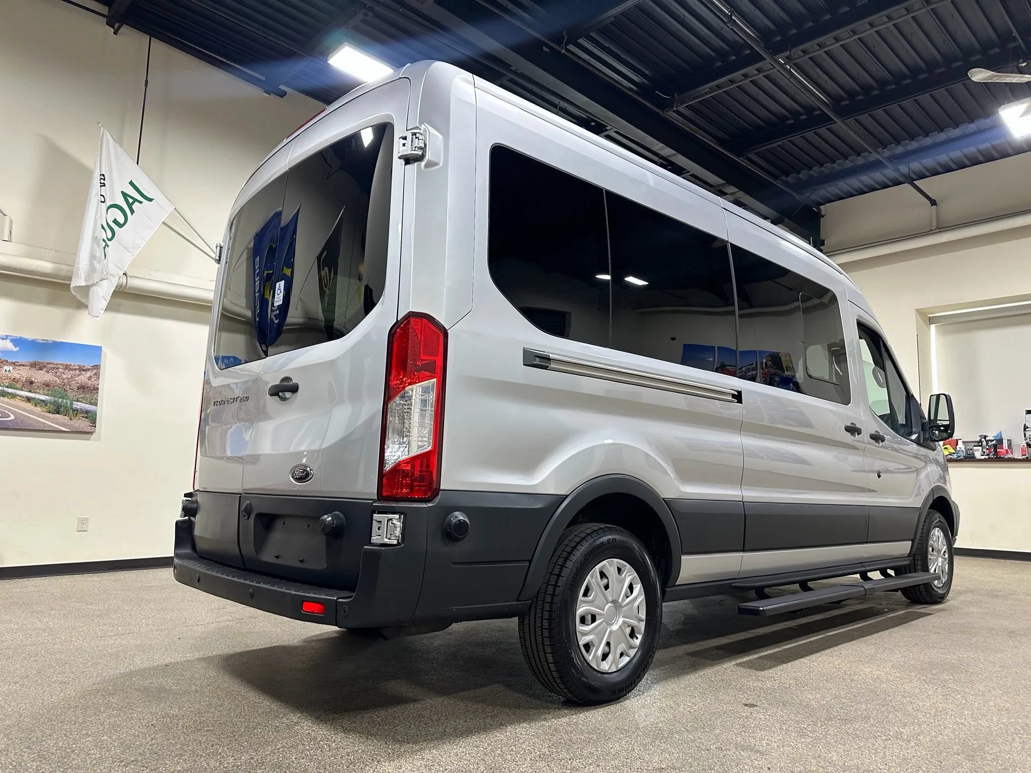 Used 2015 Ford Transit 250 148 Medium Roof RWD image 10