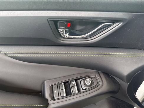 Used 2024 Subaru Ascent Onyx Edition image 5