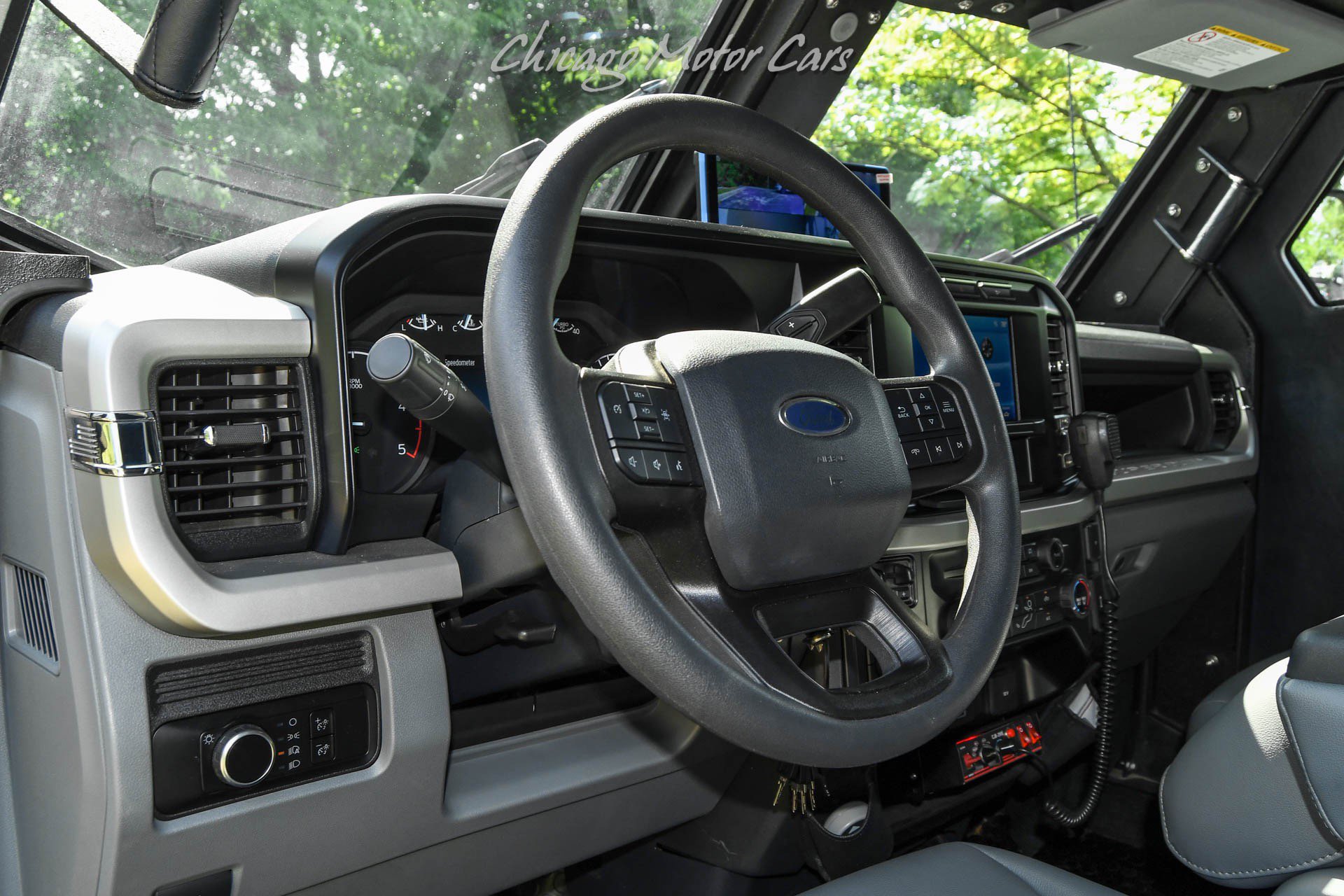 Used 2024 Ford F550 4x4 Regular Cab Super Duty image 8
