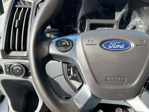 Used 2018 Ford Transit 150 XLT image 19