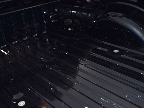 Used 2021 Ford F150 XLT image 13