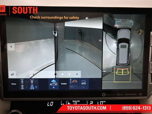 Used 2024 Toyota Sequoia Capstone AWD/4WD image 19