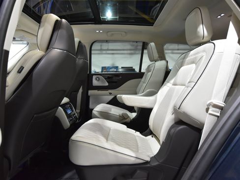 Used 2022 Lincoln Aviator Black Label image 46