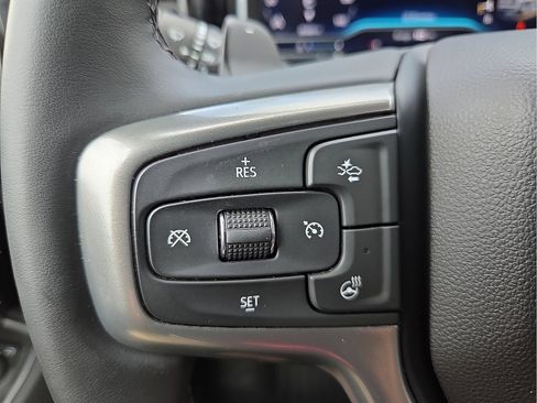 Used 2025 Chevrolet Silverado 1500 LTZ w/ LTZ Convenience Package II AWD/4WD image 19
