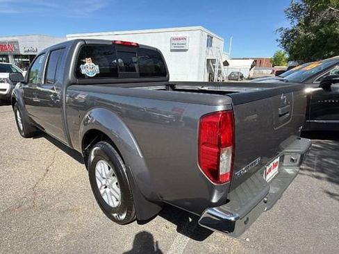 Used 2021 Nissan Frontier SV image 6