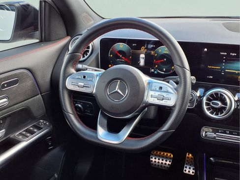 Used 2021 Mercedes-Benz GLA 250 image 14