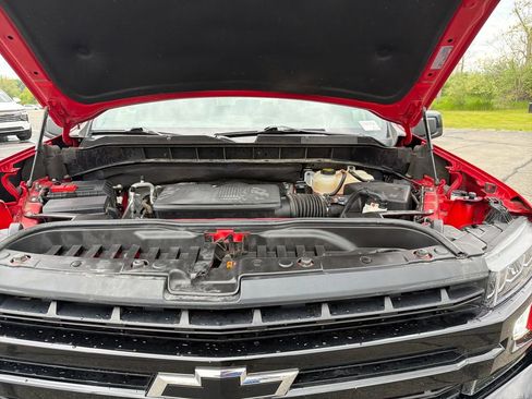 Used 2022 Chevrolet Silverado 1500 LT Trail Boss w/ Bed Protection Package AWD/4WD image 27