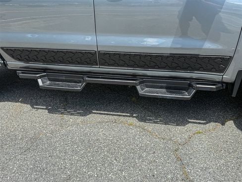 Used 2021 Chevrolet Silverado 1500 LT Trail Boss w/ Bed Protection Package AWD/4WD image 30