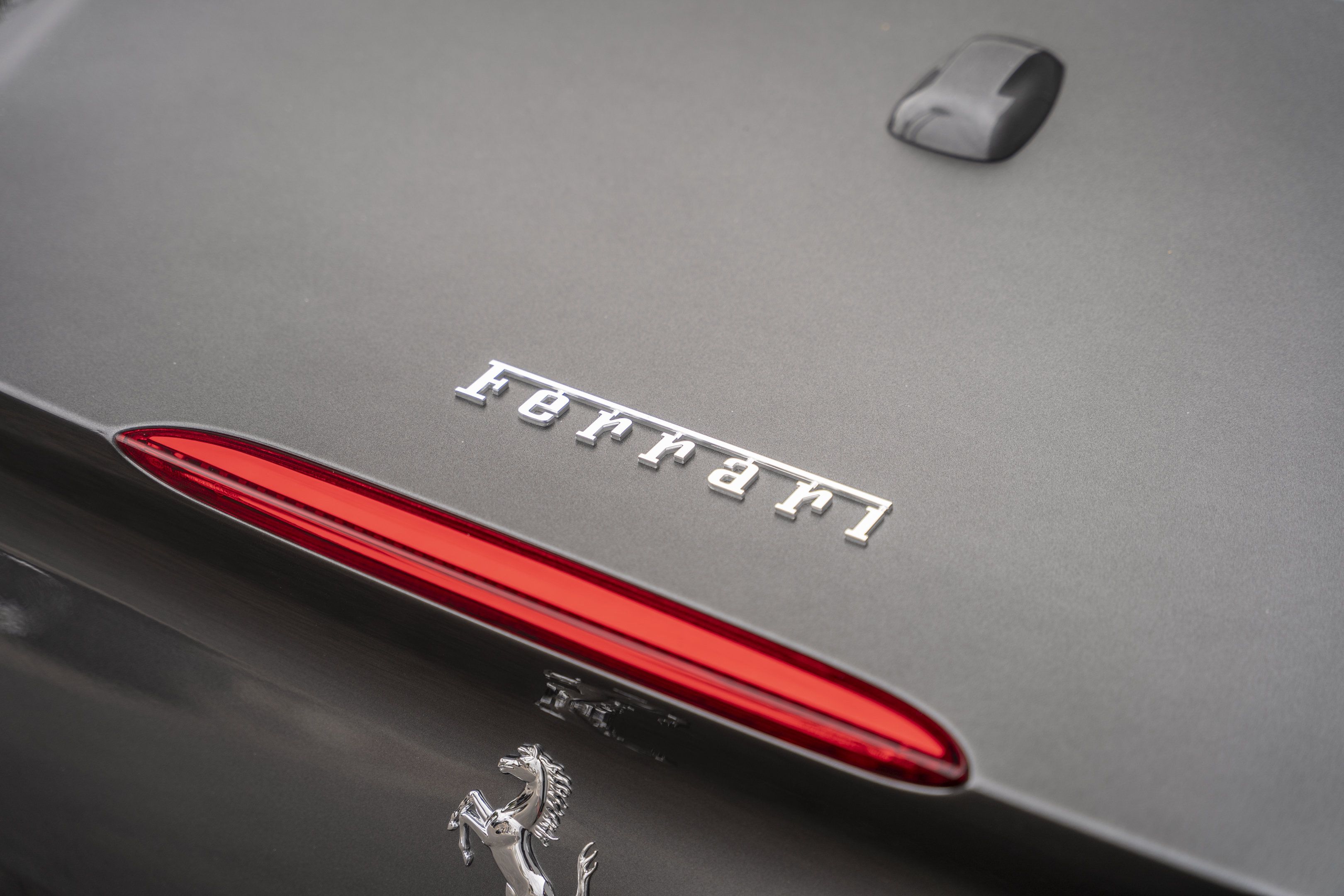 Used 2020 Ferrari Portofino RWD image 23