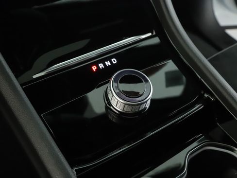 Used 2023 Jeep Grand Cherokee Altitude AWD/4WD image 16