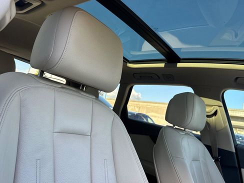 Used 2018 Audi A4 2.0T allroad Premium Plus image 16