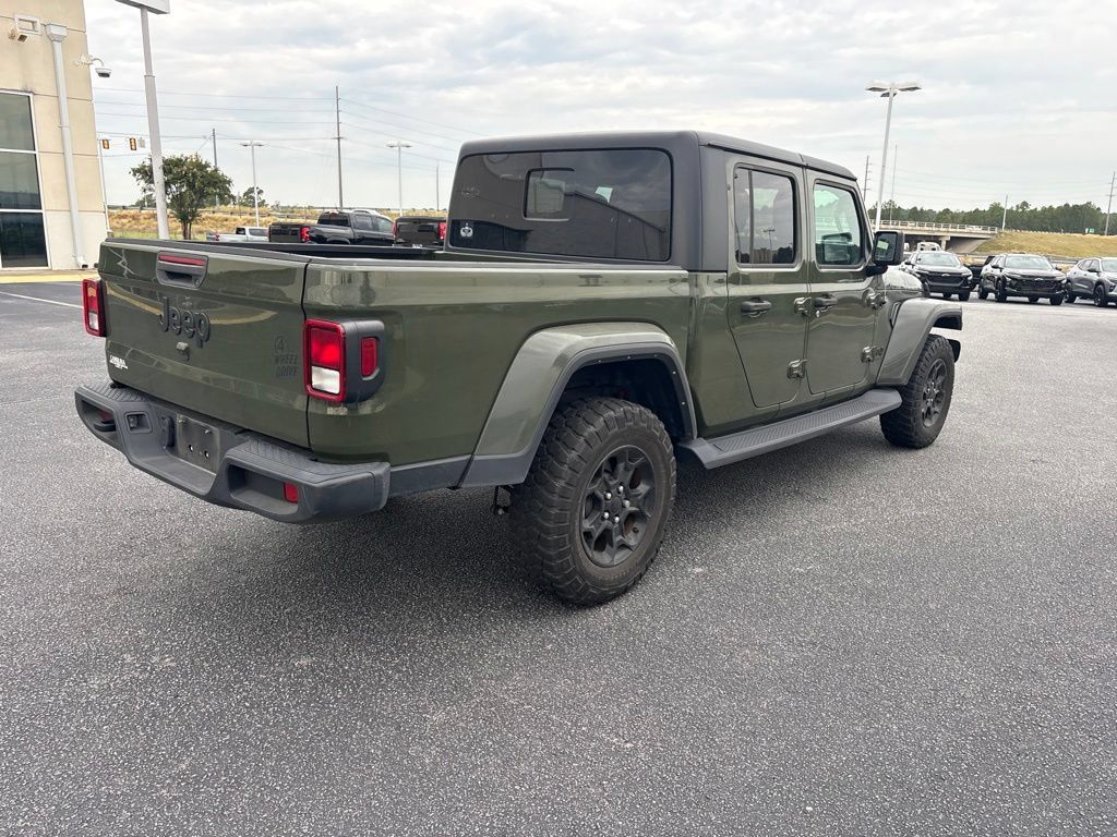 Used 2023 Jeep Gladiator Sport AWD/4WD image 3