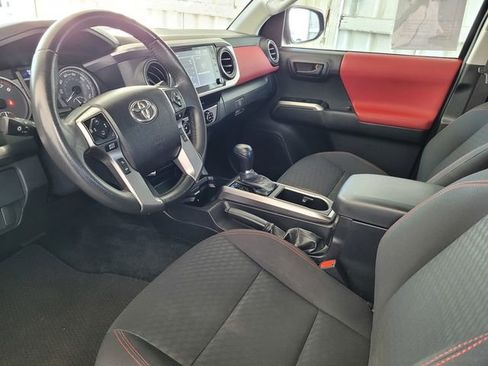 Used 2023 Toyota Tacoma SR5 RWD image 11