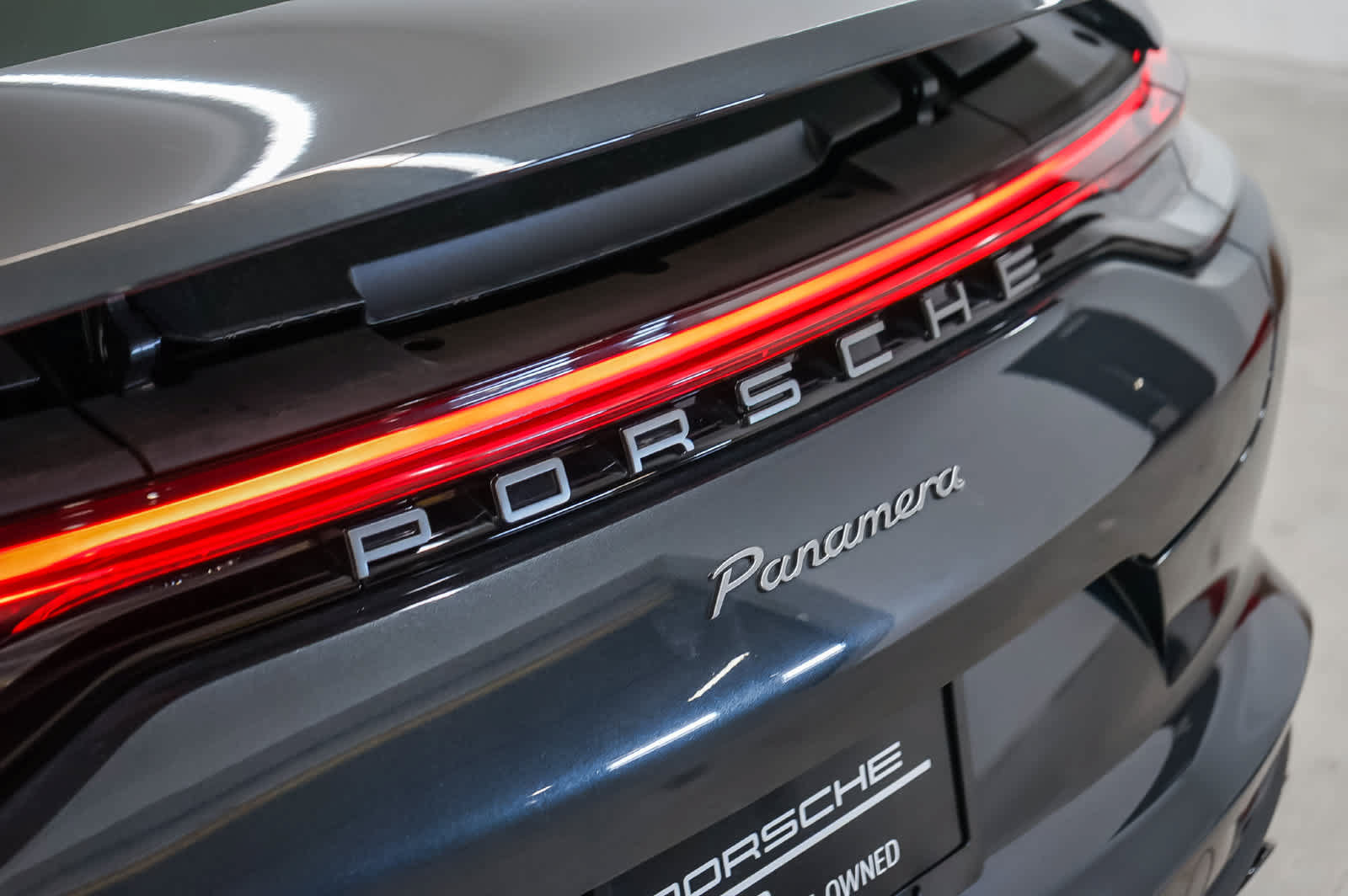 Certified 2023 Porsche Panamera Platinum Edition RWD image 12