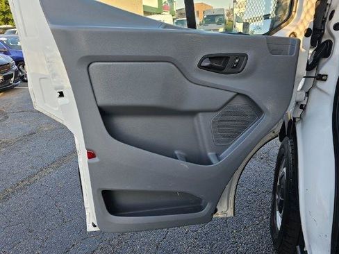 Used 2016 Ford Transit 250 130 Medium Roof RWD image 20