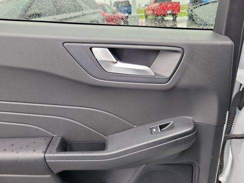 Used 2023 Ford Escape ST-Line w/ Tech Pack #1 FWD image 15