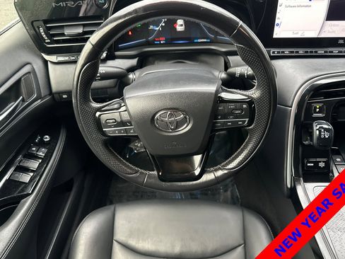 Used 2021 Toyota Mirai XLE image 15