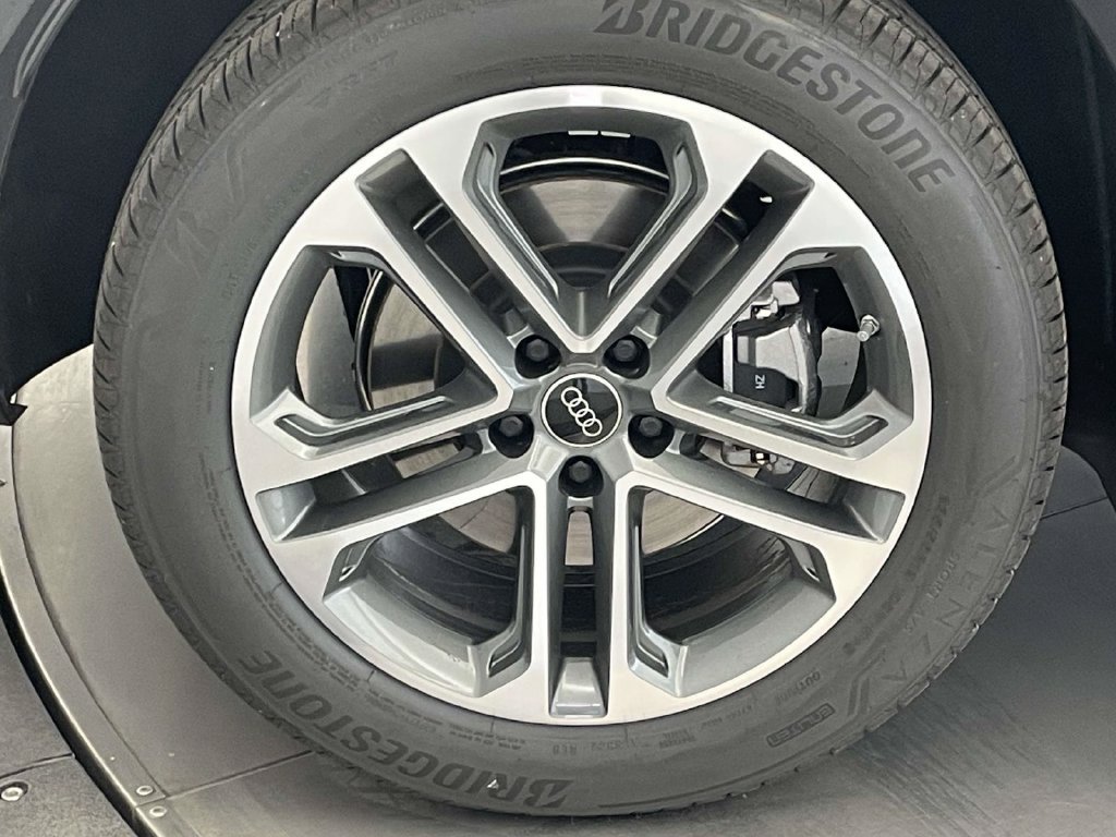 New 2026 Audi Q5 2.0T AWD/4WD image 13