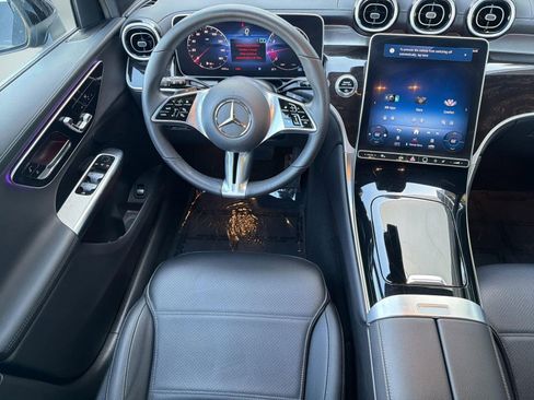 Used 2024 Mercedes-Benz GLC 300 4MATIC image 26