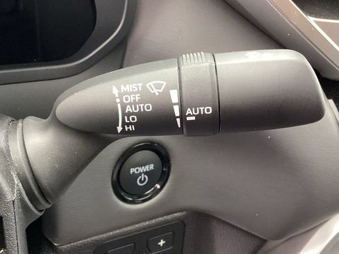 Used 2025 Toyota Tundra Platinum AWD/4WD image 24